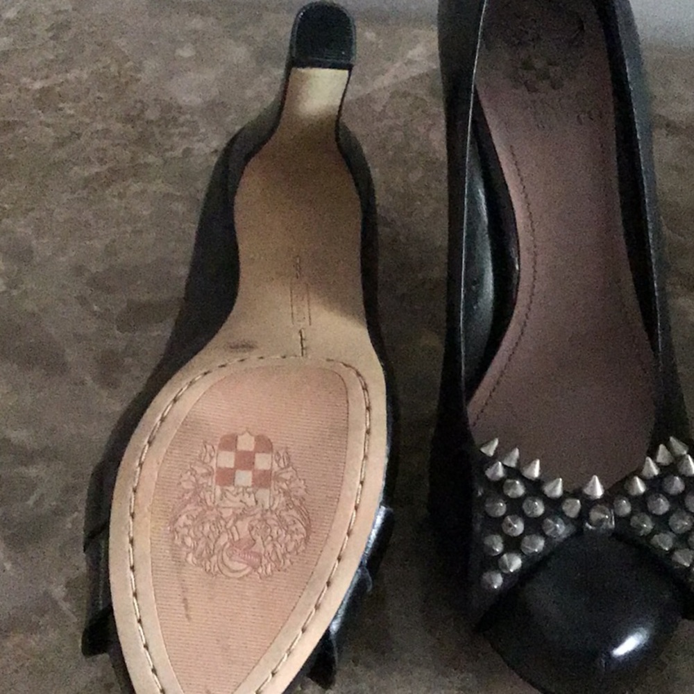Heels - Picture 3 of 5